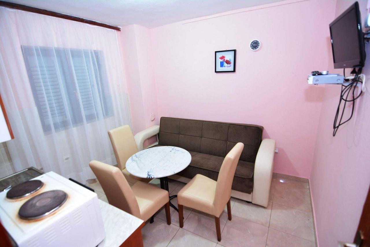 בודווה Radonjic Apartments מראה חיצוני תמונה