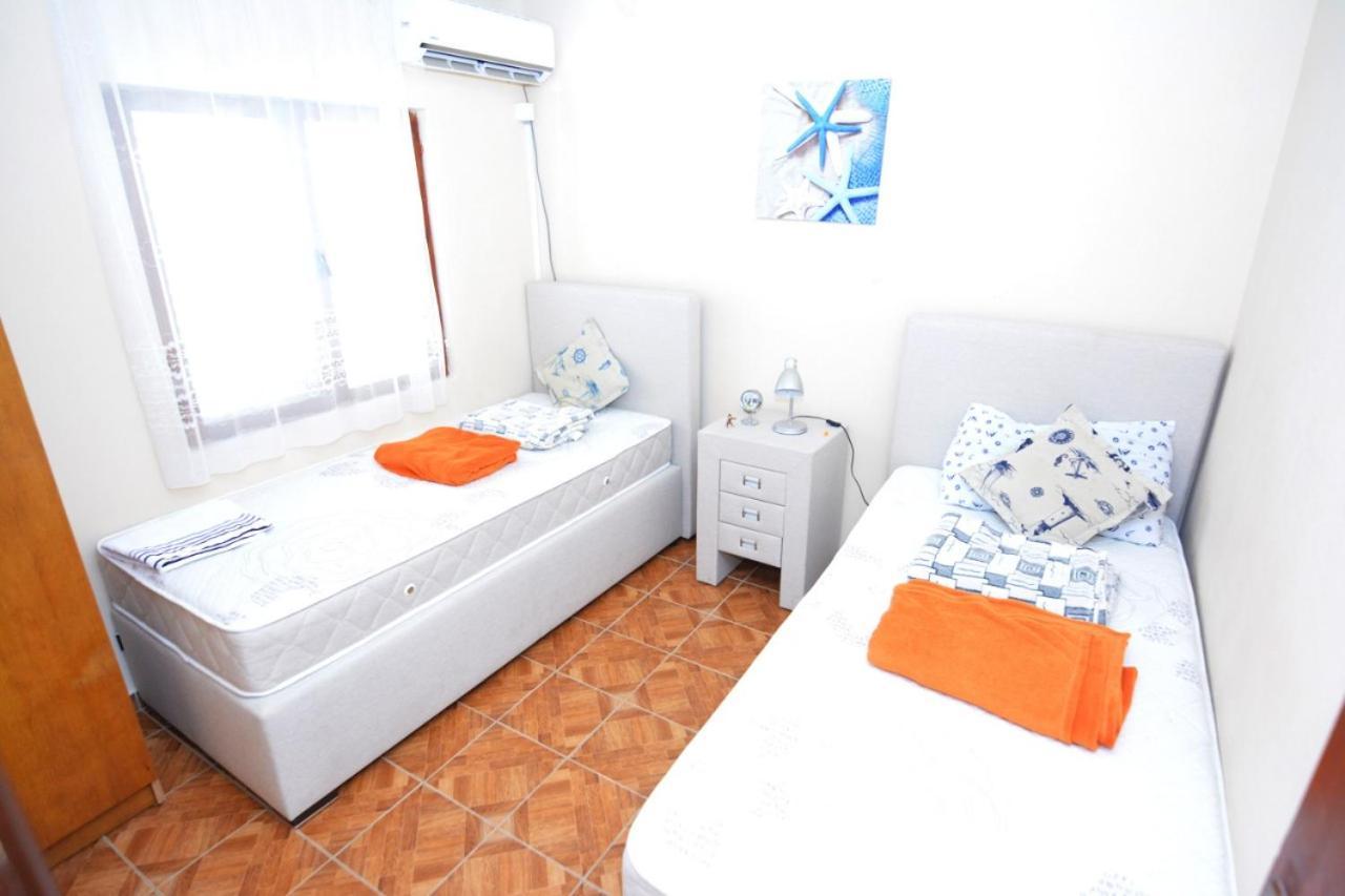 בודווה Radonjic Apartments מראה חיצוני תמונה